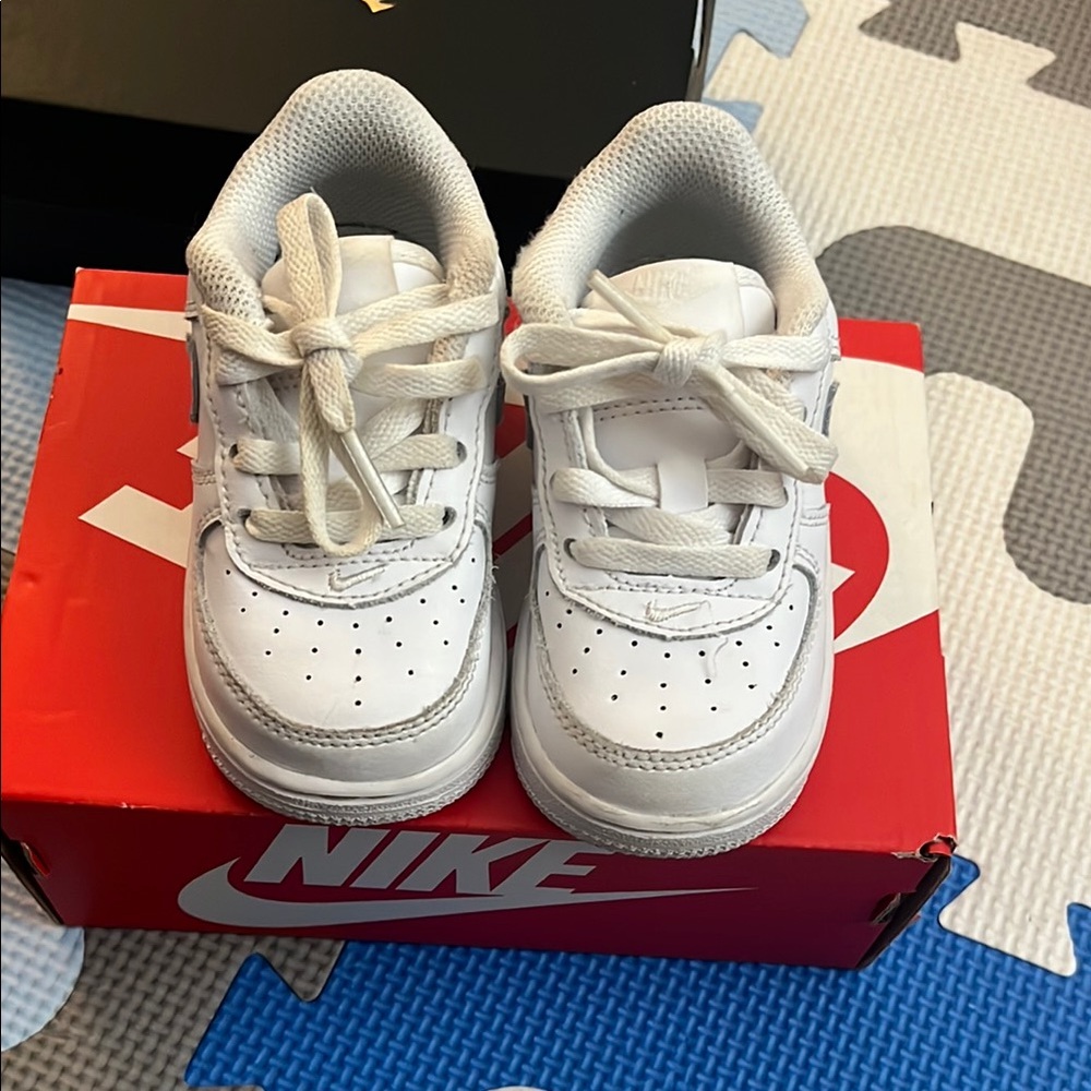 Nike Kids White Nike Air Force 1